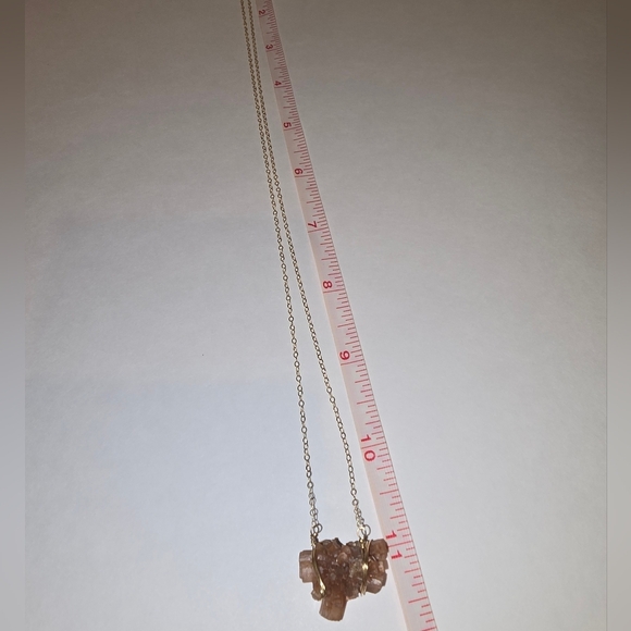 Aragonite necklace - Picture 3 of 16